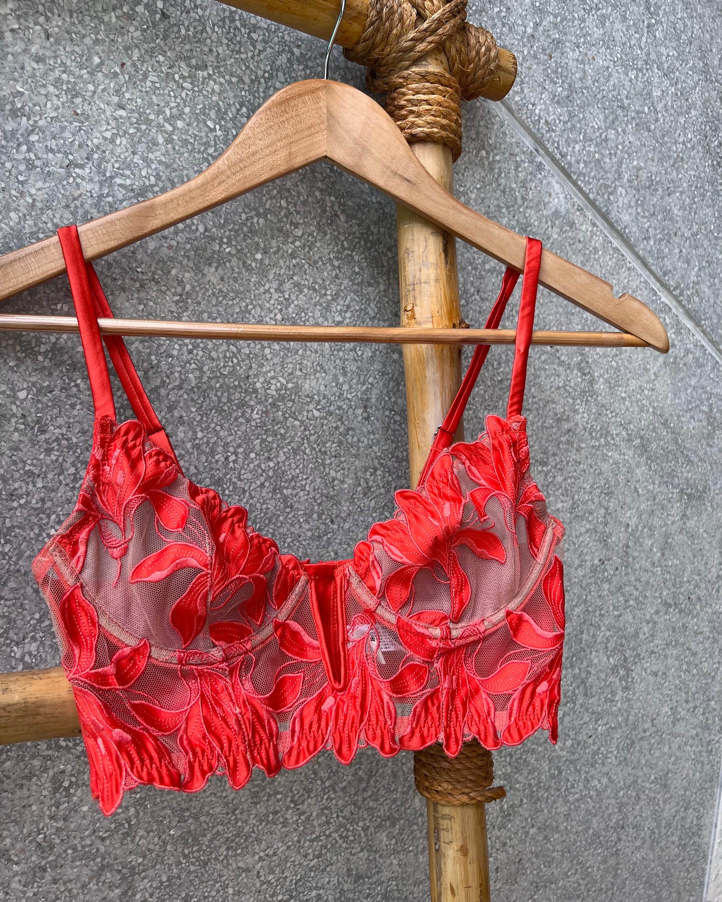 Lily Embroidery Longline Demi Bra